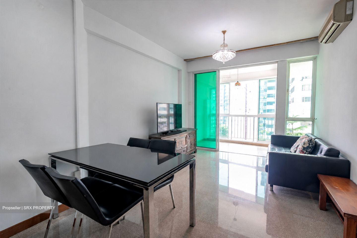 Papillon (D12), Apartment #590341061